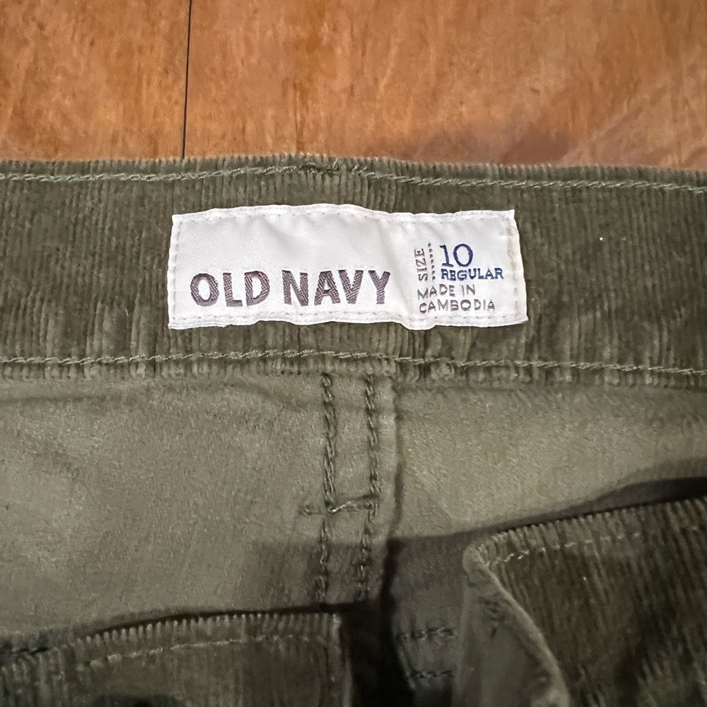Old Navy Corduroys - Picture 4 of 5